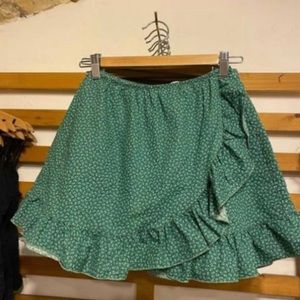 Brandy Melville Europe Green Floral Ruffle Skirt